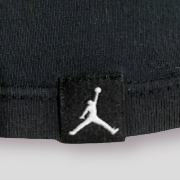 Jordan Logo Tee - Picture 3 of 3
